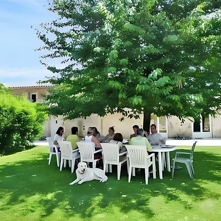 Maison Charmante A Saint-Vincent-La-Chatre Avec Piscine Partagee Екстер'єр фото